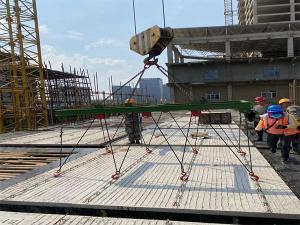 預制疊合板現場安裝 (4)