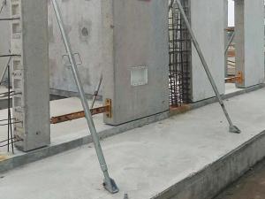 墻板現場安裝 (4)